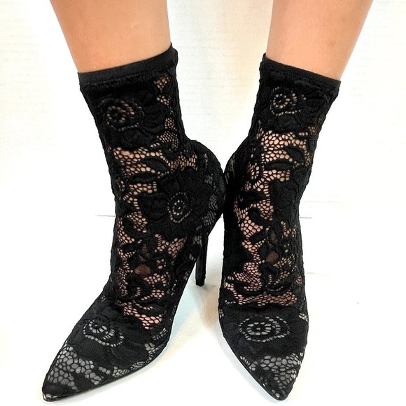 Sexy NM Chales David Player Pull-On Lace Pump - Picture 7 of 12